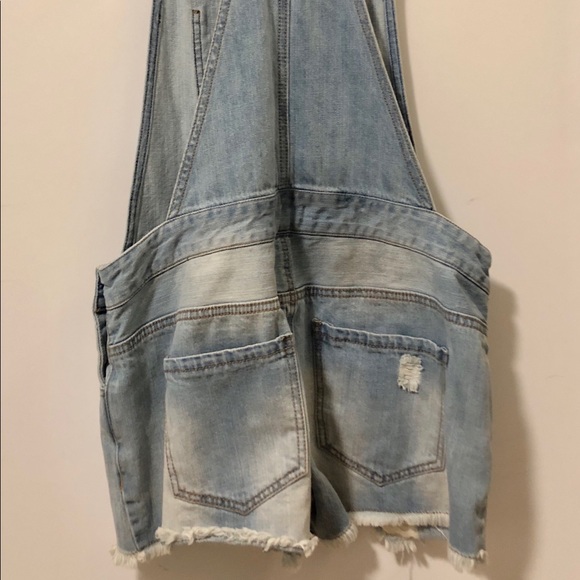 Jean Romper - Picture 2 of 3